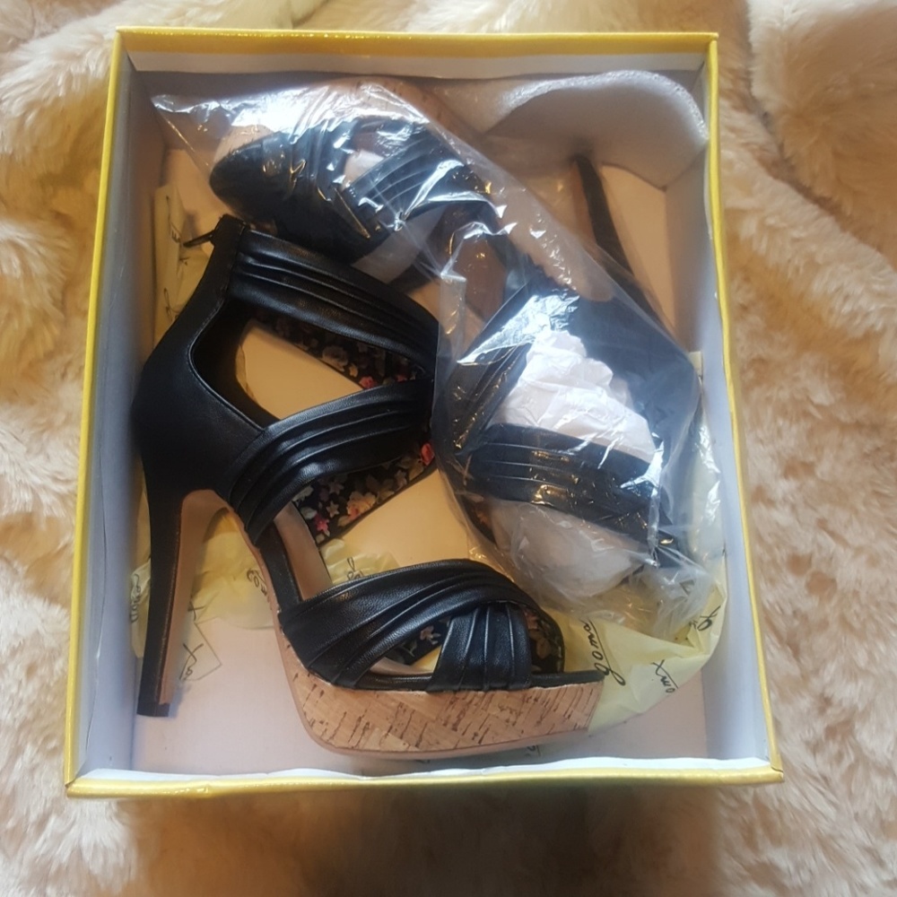 Summer heels